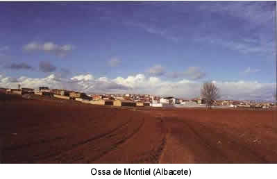 Ossa de Montiel (Albacete). Fue reconquistada a los moros reinando en Castilla Alfonso VIII (+ 1214).